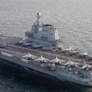 国防部回应山东舰“首次远海长航后未返驻地” 专家：对装备是一